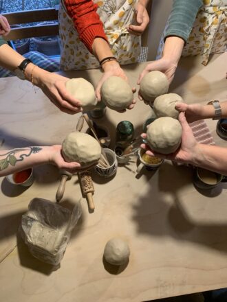 80D33B26-C385-4B1D-93F9-9699650D1545 Töpferkurs - zum Runter- und Ankommen 13. März | 17 Uhr